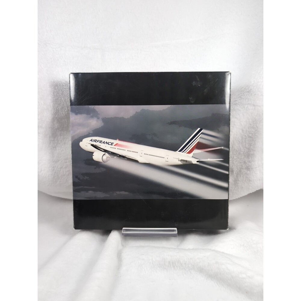 Gemini Jets 1:400 Air France Boeing 777-200ER Dealer Box